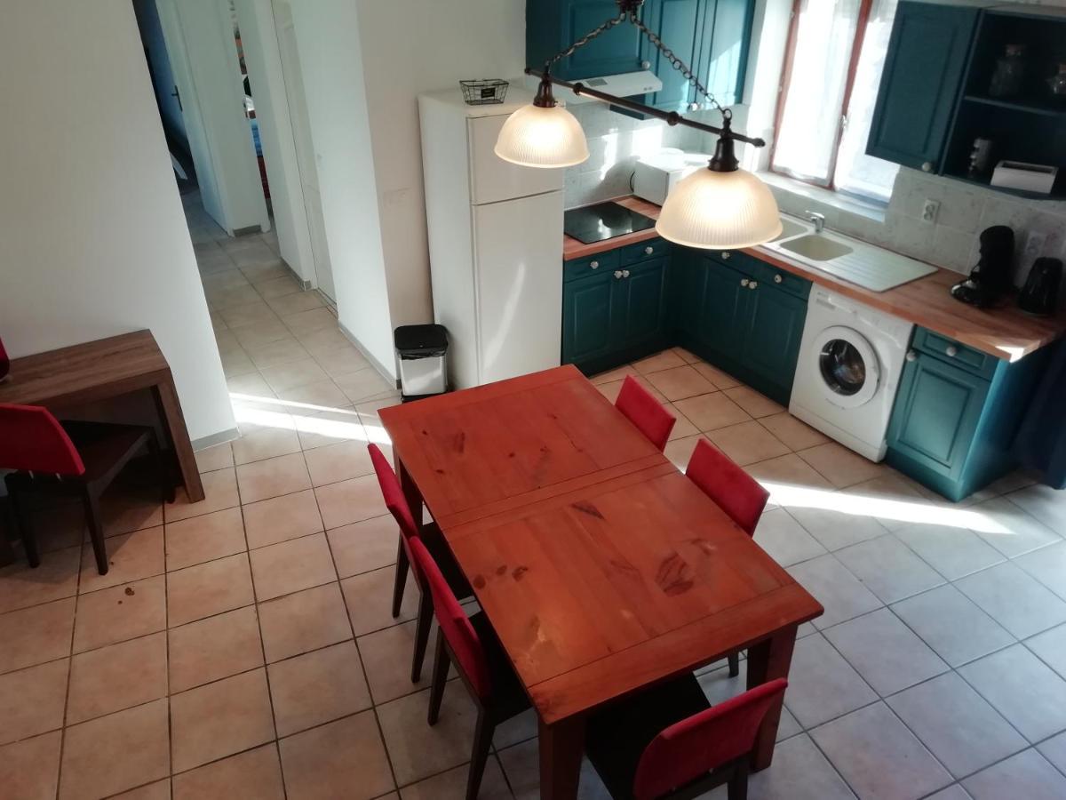 Les Gites Du Petit Marcel Soudan  Esterno foto