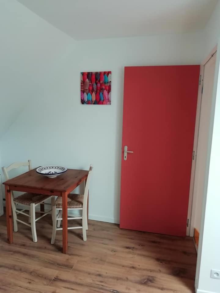 Les Gites Du Petit Marcel Soudan  Esterno foto